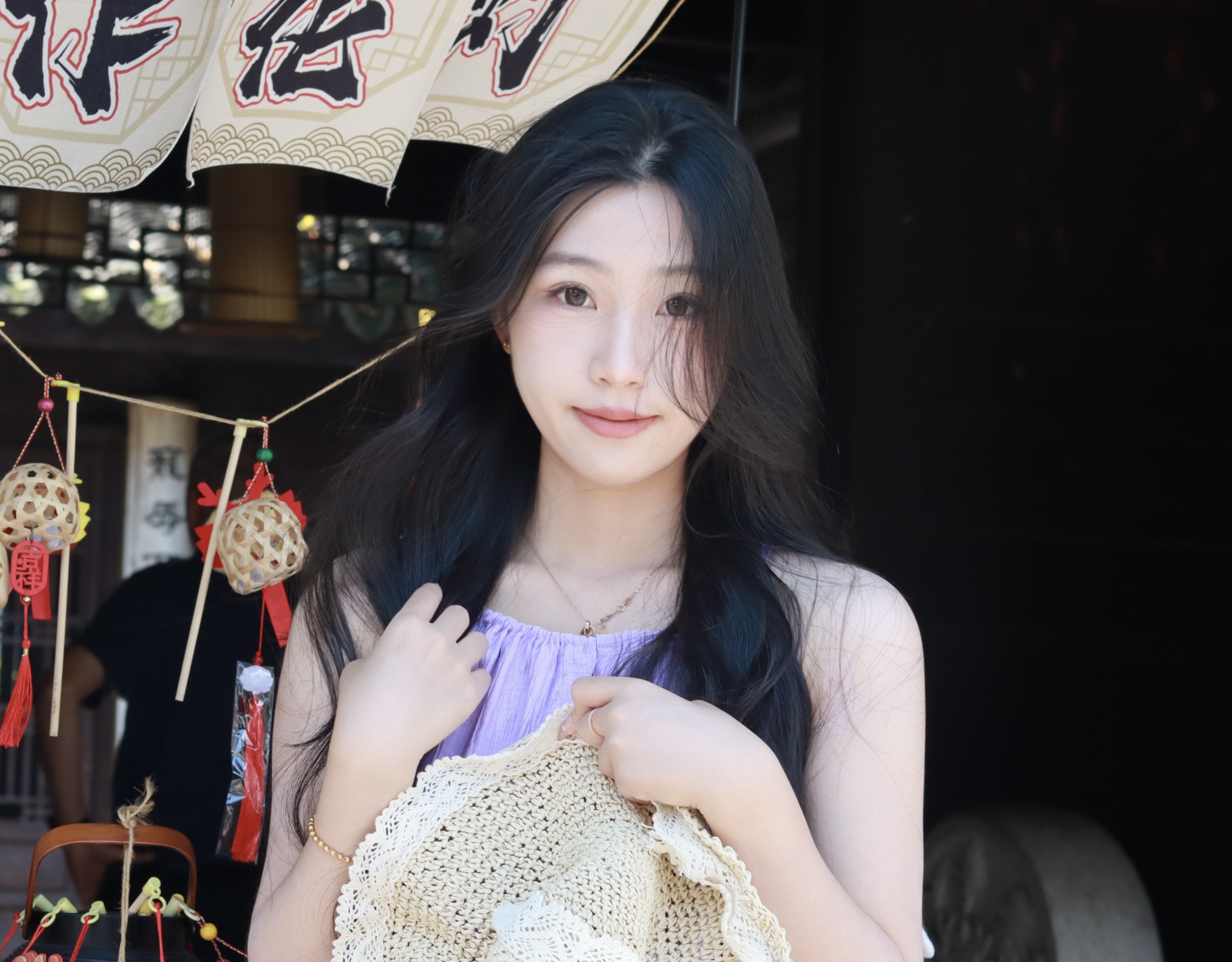 Yan Qin 秦言
